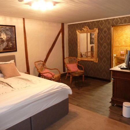 B&B Chambre D'Hotes De La Vecquee Stoumont Ruang foto